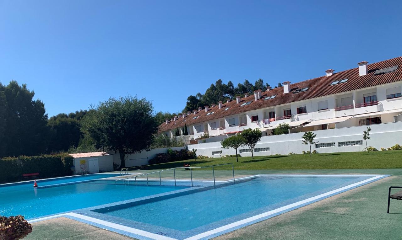 Apartamento Con Piscina En El Centro De Sanxenxo Exterior photo